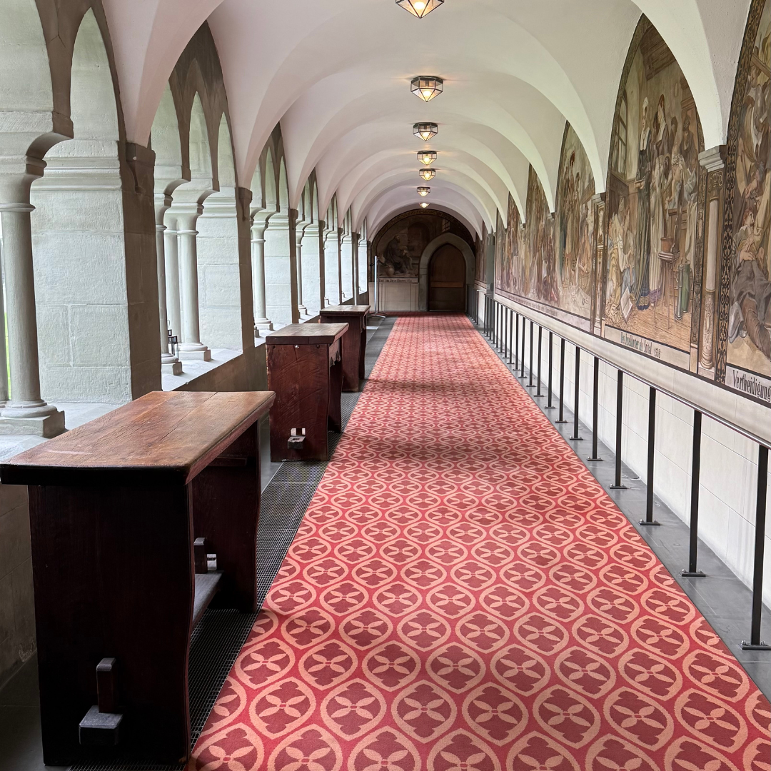 Historischer Gang im Tagungshotel am Bodensee Historischer Gang im Tagungshotel am Bodensee